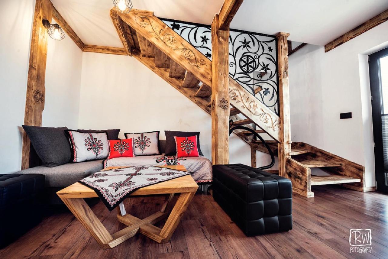 Laura Resort - Luxury Chalets Z Jacuzzi 斯扎法拉瑞 外观 照片